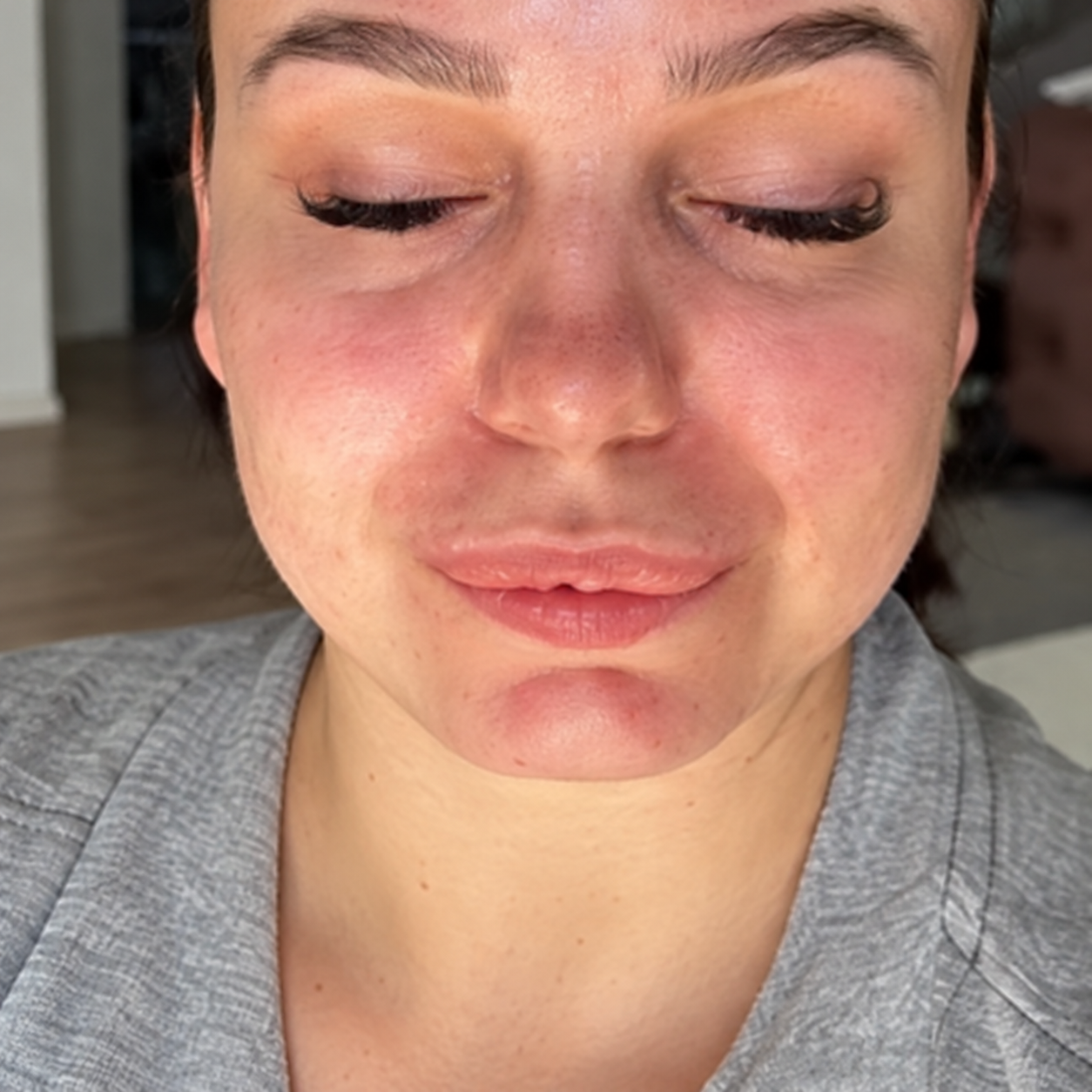 Gesichtsbehandlung bei ST Cosmetics, Foto ohne Texteinblendungen